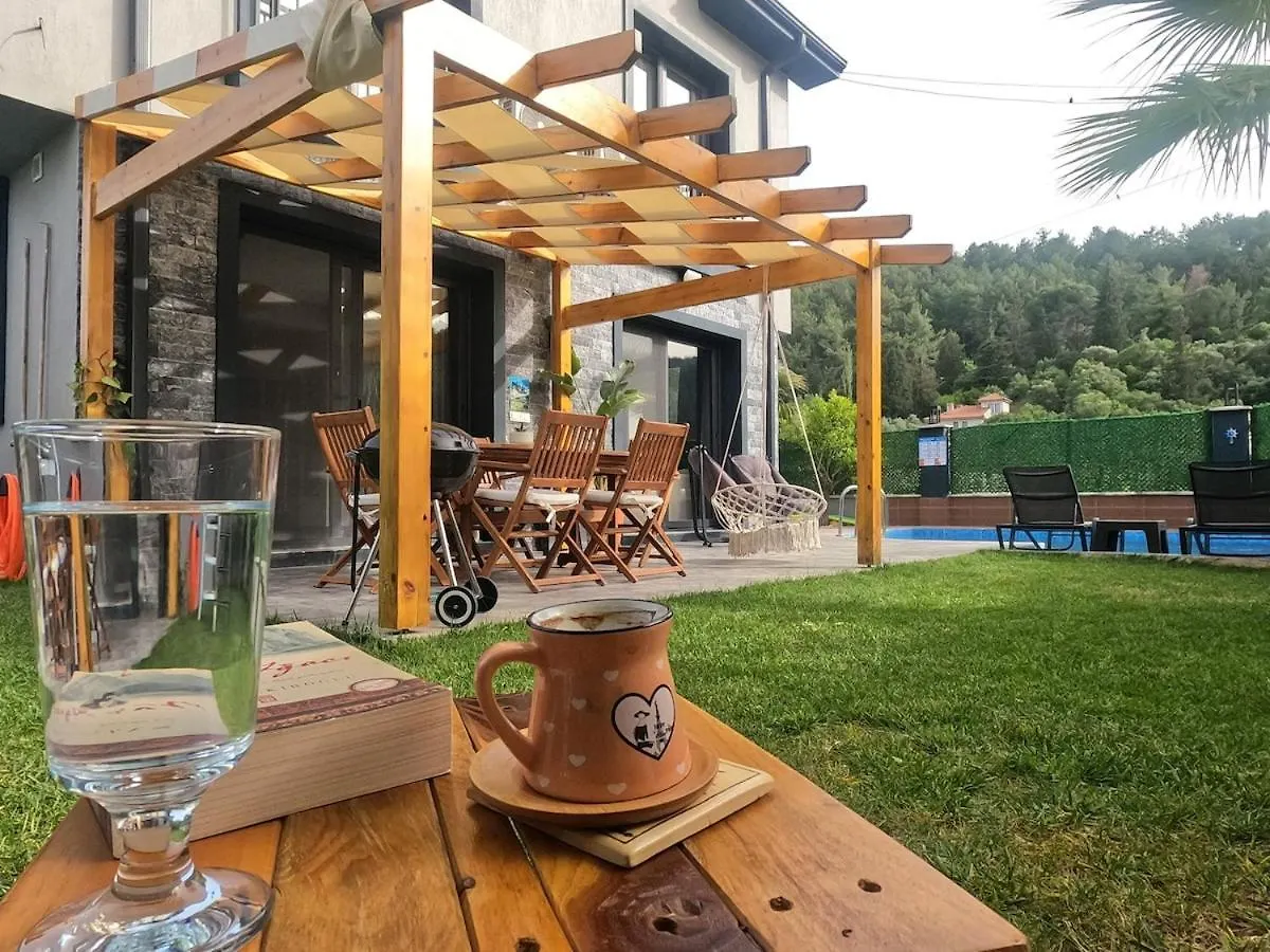 Akyaka Kitesurf Villas 1 Tuem Villa Oezel Havuz Ve Bahceli Mugla 0*,