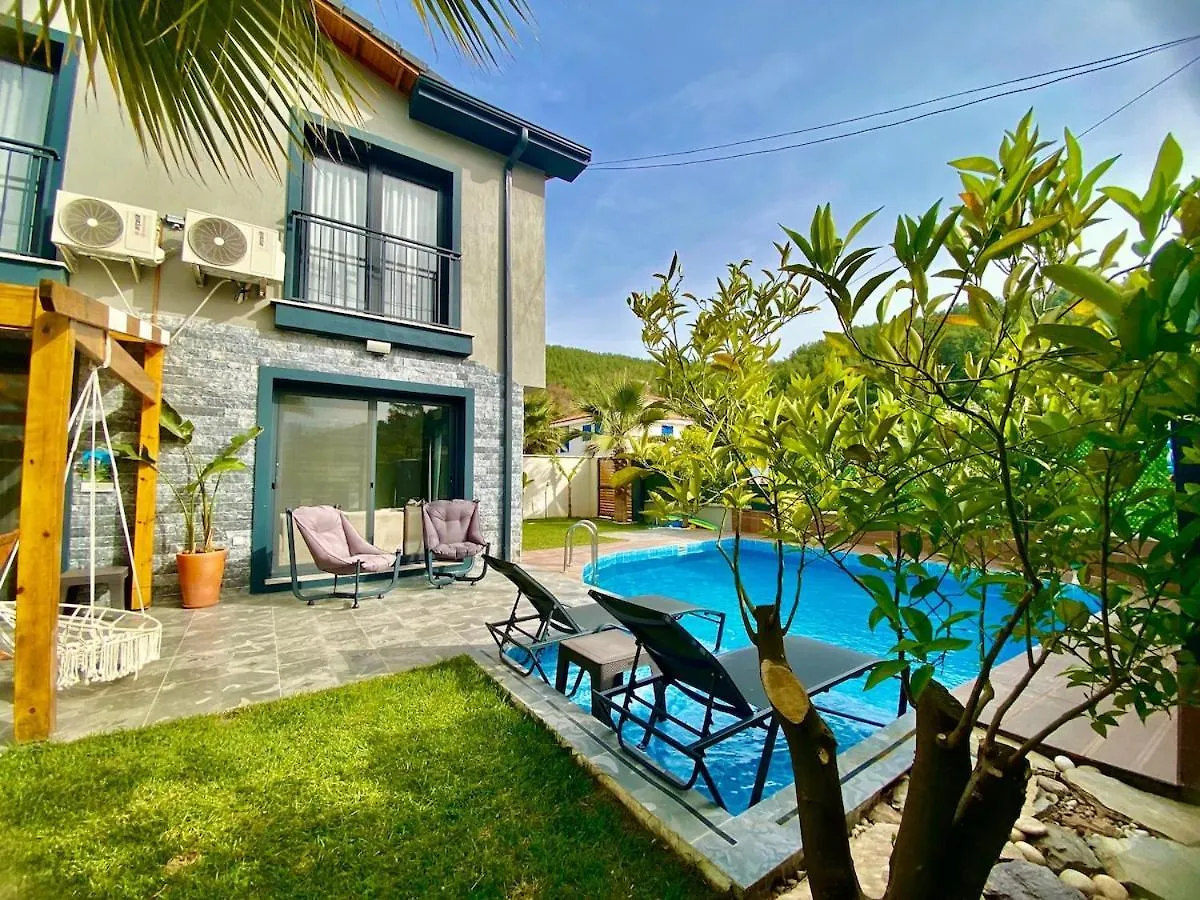 Akyaka Kitesurf Villas 1 Tuem Villa Oezel Havuz Ve Bahceli Mugla