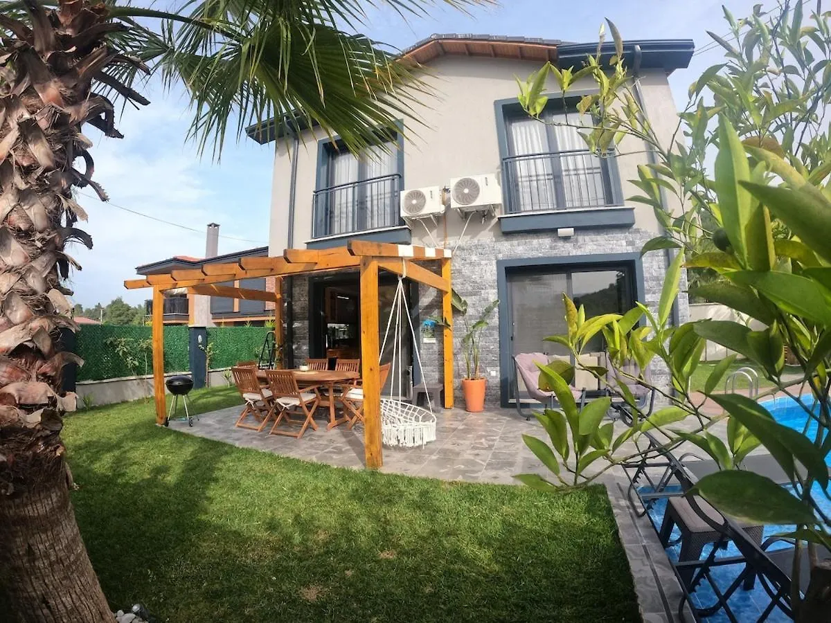 Akyaka Kitesurf Villas 1 Tuem Villa Oezel Havuz Ve Bahceli Mugla Turkey