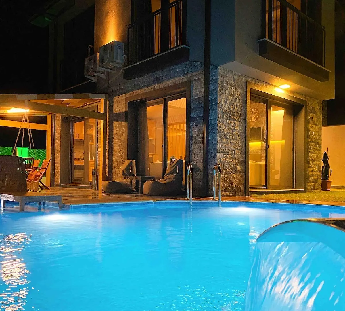 Akyaka Kitesurf Villas 1 Tuem Villa Oezel Havuz Ve Bahceli Mugla Turkey